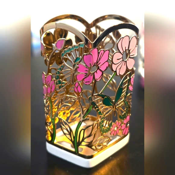 Floral and Butterfly Candle Holder & Hand Soap Holder SET! Bath&Body Works  NWT - Picture 2 of 11